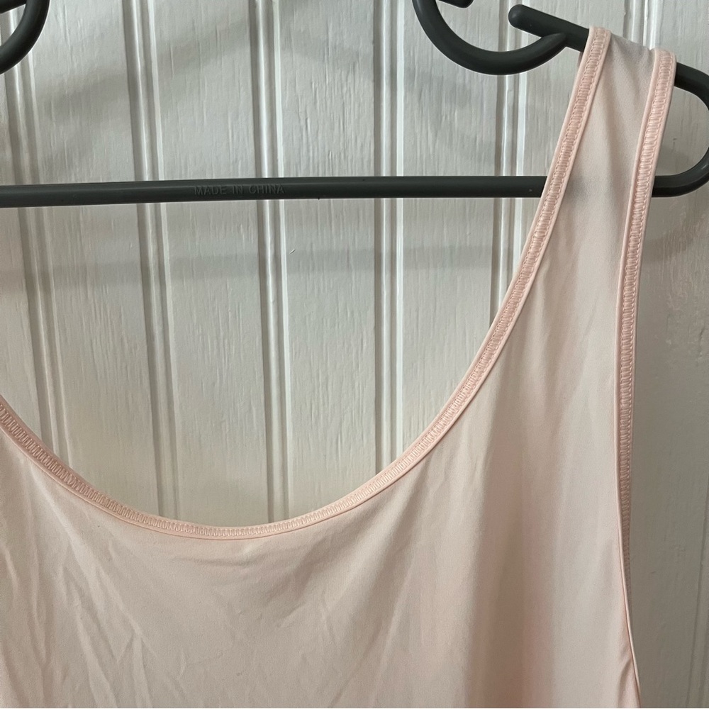 LULULEMON “Let It Slip Tank” - Picture 4 of 9